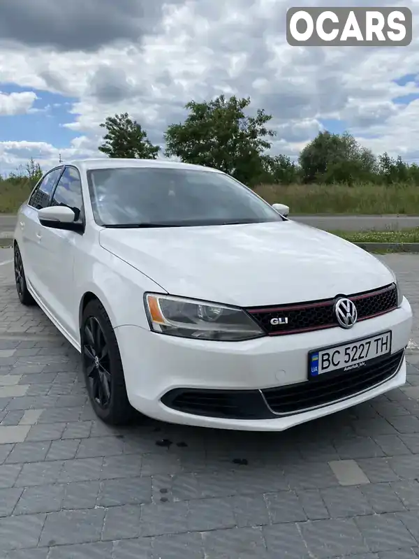 Седан Volkswagen Jetta 2012 2.48 л. Автомат обл. Львівська, Львів - Фото 1/9