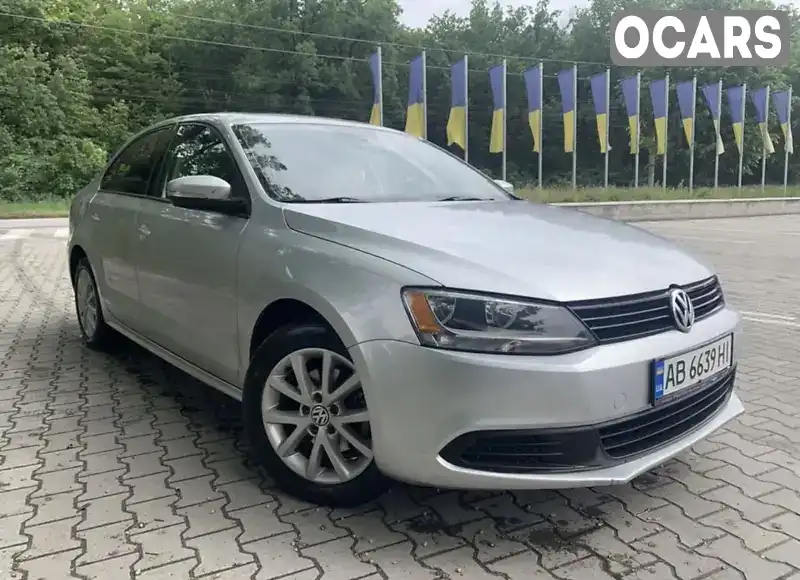 Седан Volkswagen Jetta 2010 2.48 л. Автомат обл. Винницкая, Винница - Фото 1/20