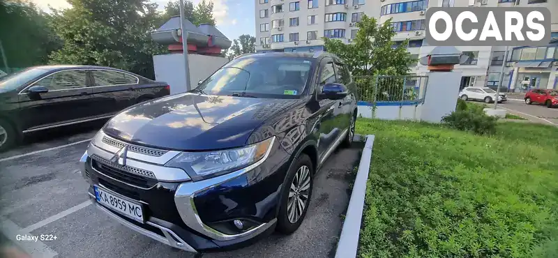 Позашляховик / Кросовер Mitsubishi Outlander 2019 2.36 л. Варіатор обл. Київська, Київ - Фото 1/7