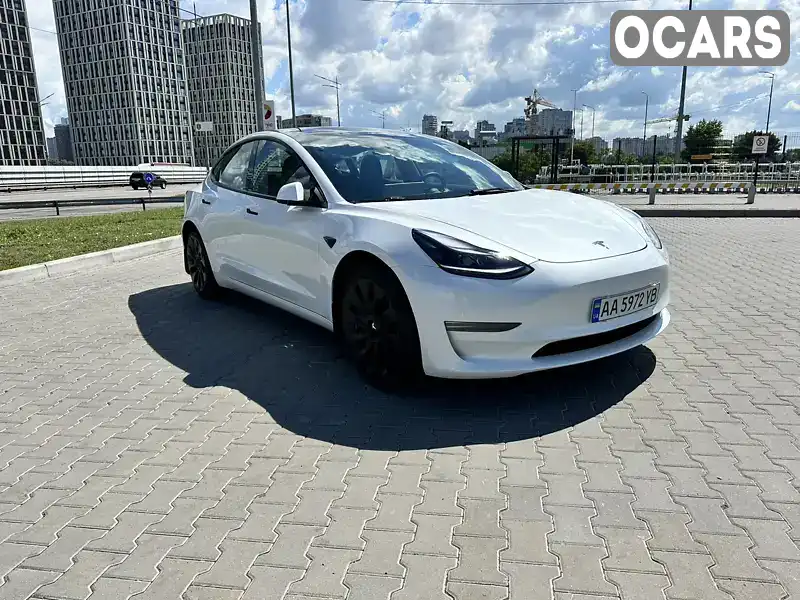 Седан Tesla Model 3 2023 null_content л. обл. Киевская, Киев - Фото 1/21