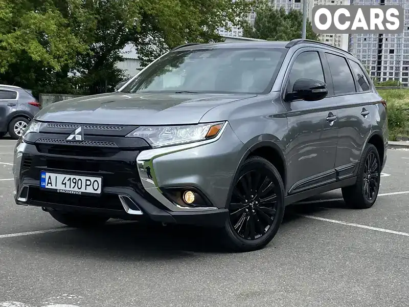 Позашляховик / Кросовер Mitsubishi Outlander 2020 2.36 л. Автомат обл. Київська, Київ - Фото 1/21