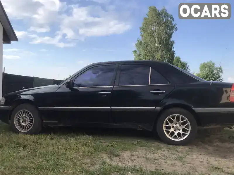 Седан Mercedes-Benz C-Class 1995 1.8 л. Ручна / Механіка обл. Рівненська, location.city.rafalivka - Фото 1/7