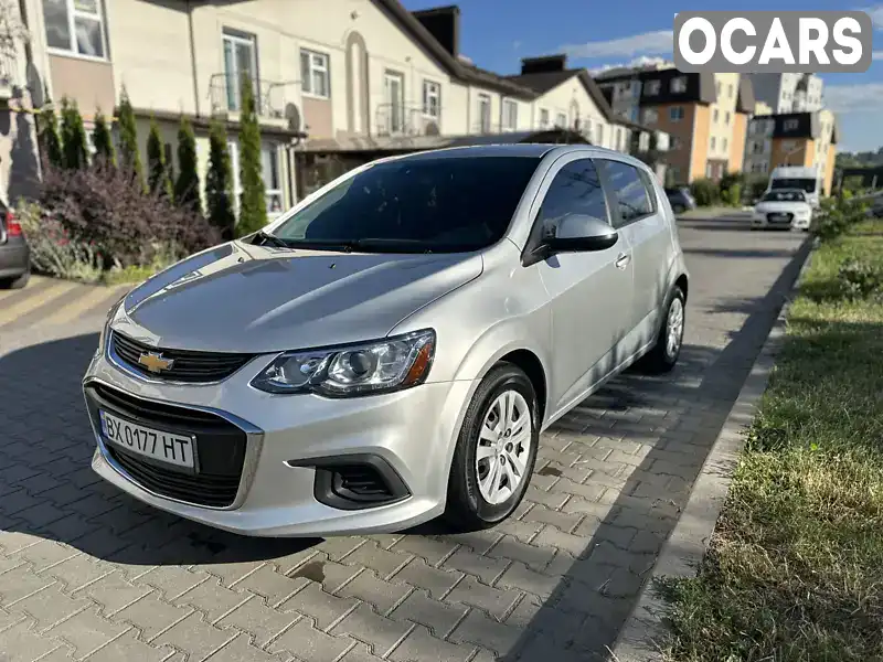 Хэтчбек Chevrolet Sonic 2020 1.36 л. Автомат обл. Хмельницкая, Хмельницкий - Фото 1/21