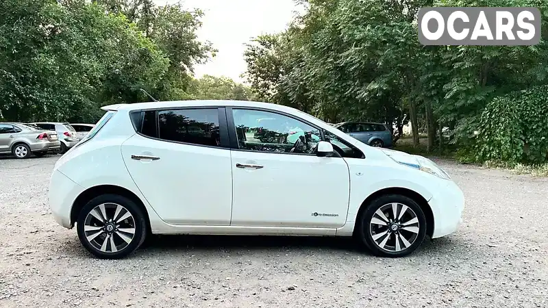 Хэтчбек Nissan Leaf 2014 null_content л. обл. Одесская, Одесса - Фото 1/8