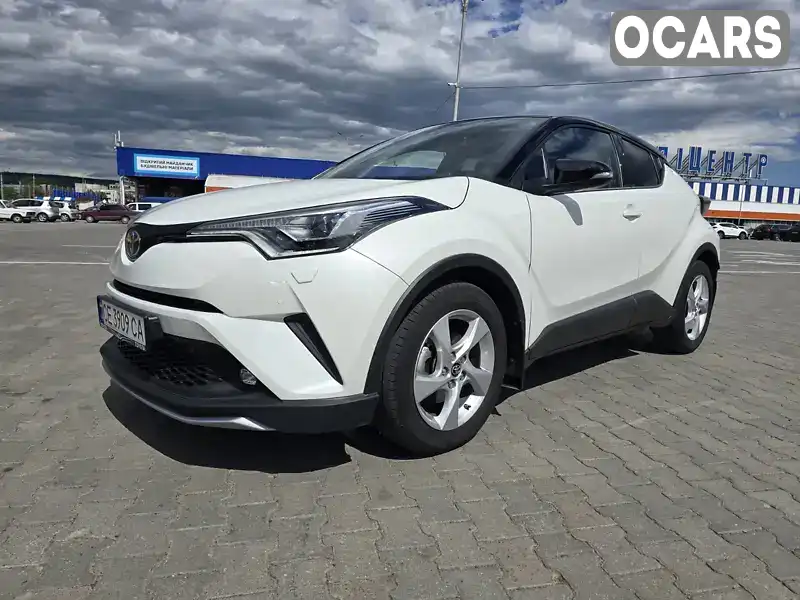 Позашляховик / Кросовер Toyota C-HR 2019 1.2 л. Варіатор обл. Чернівецька, Чернівці - Фото 1/21