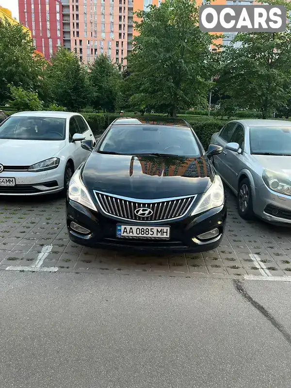 Седан Hyundai Grandeur 2014 3 л. Автомат обл. Киевская, Киев - Фото 1/13