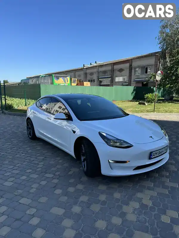 Седан Tesla Model 3 2021 null_content л. обл. Винницкая, Винница - Фото 1/21