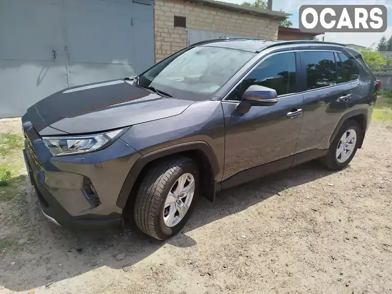 Внедорожник / Кроссовер Toyota RAV4 2019 2 л. Вариатор обл. Харьковская, Изюм - Фото 1/21