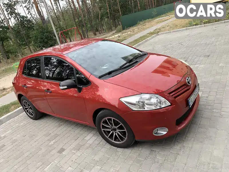 Хэтчбек Toyota Auris 2010 1.6 л. Автомат обл. Киевская, Вышгород - Фото 1/19