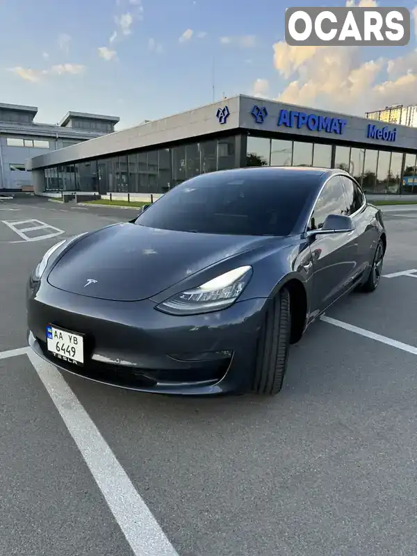 Седан Tesla Model 3 2018 null_content л. Автомат обл. Киевская, Ирпень - Фото 1/21