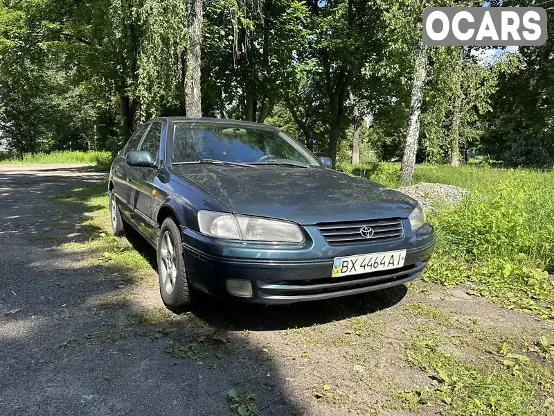 Седан Toyota Camry 1999 2.2 л. Ручна / Механіка обл. Чернігівська, Чернігів - Фото 1/13