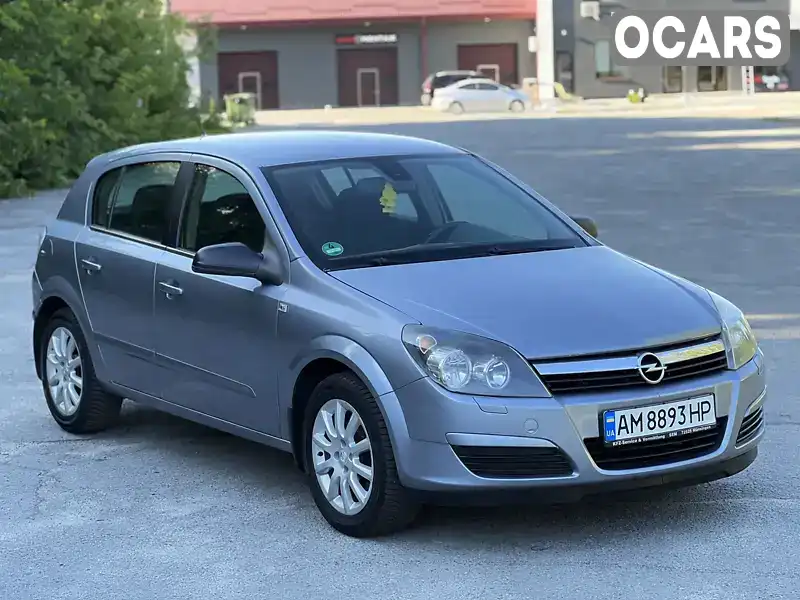 Хетчбек Opel Astra 2004 1.6 л. Ручна / Механіка обл. Житомирська, Звягель - Фото 1/21