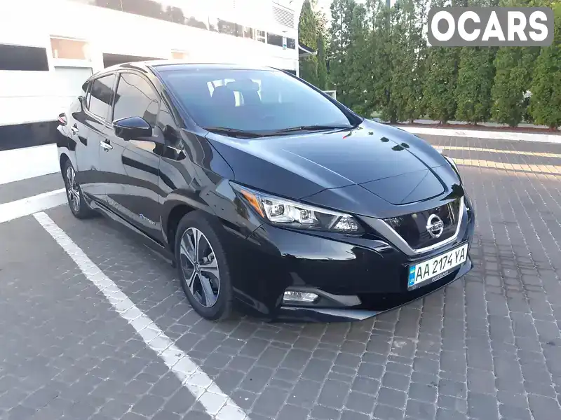 Хетчбек Nissan Leaf 2019 null_content л. Автомат обл. Київська, Київ - Фото 1/17