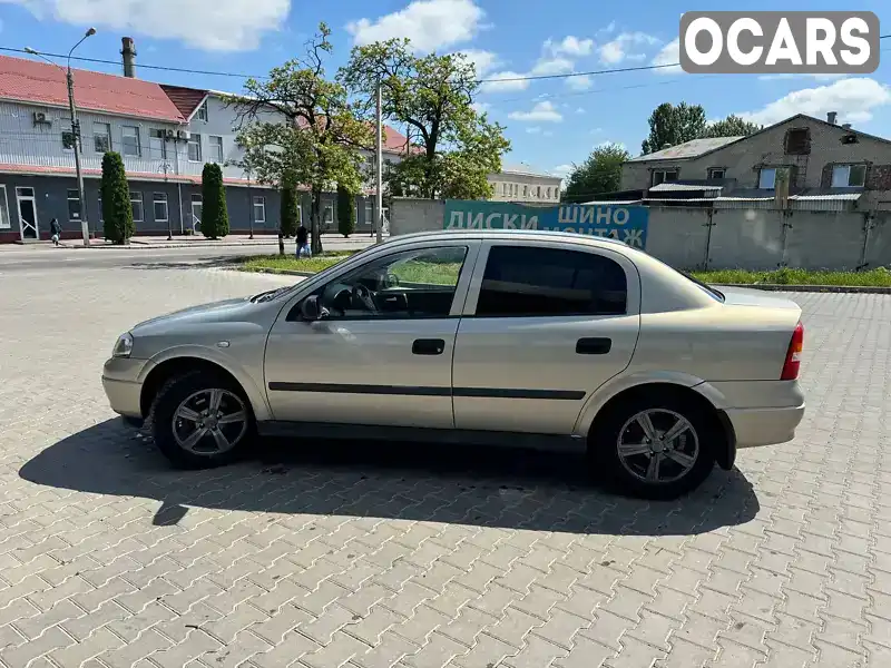 Седан Opel Astra 2006 1.4 л. Ручная / Механика обл. Хмельницкая, Хмельницкий - Фото 1/13