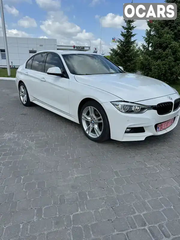 Седан BMW 3 Series 2018 2 л. Автомат обл. Ровенская, Ровно - Фото 1/21
