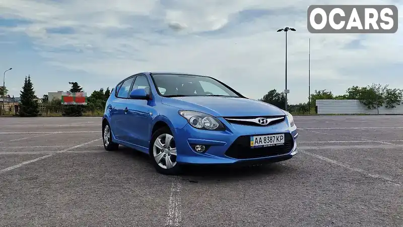 Хэтчбек Hyundai i30 2011 1.4 л. Ручная / Механика обл. Киевская, Киев - Фото 1/21