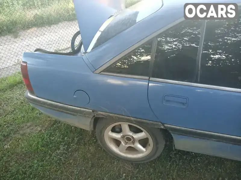 Седан Opel Omega 1991 2 л. Ручная / Механика обл. Винницкая, Бершадь - Фото 1/20