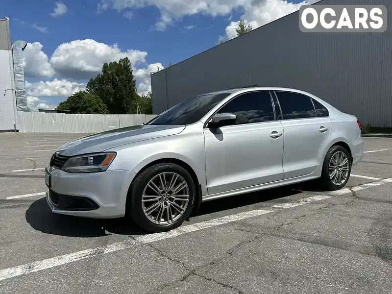 Седан Volkswagen Jetta 2012 1.97 л. Автомат обл. Полтавская, Полтава - Фото 1/11