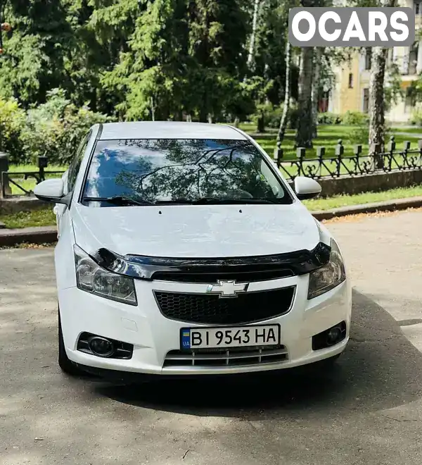 Седан Chevrolet Cruze 2010 1.8 л. Ручна / Механіка обл. Полтавська, Полтава - Фото 1/16