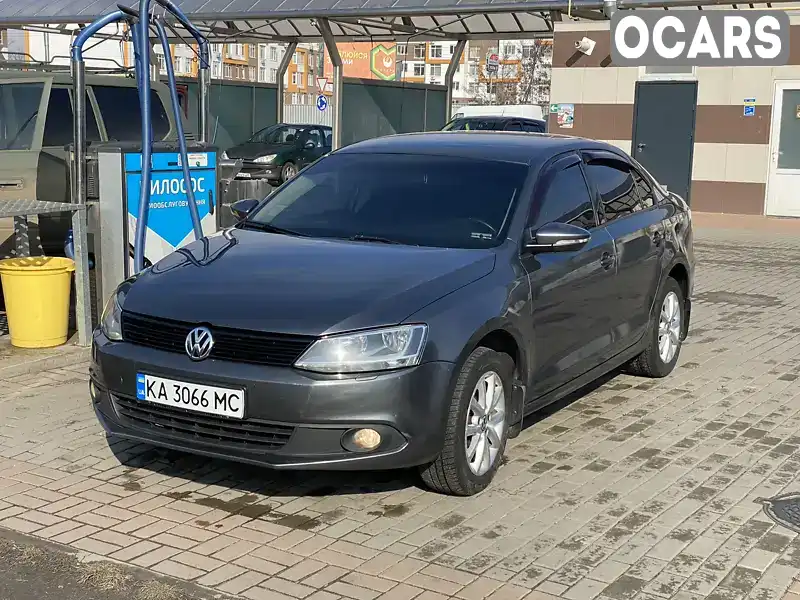 Седан Volkswagen Jetta 2011 1.4 л. Автомат обл. Киевская, Бровары - Фото 1/18