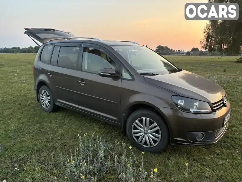 Мінівен Volkswagen Touran 2015 2 л. Автомат обл. Житомирська, Житомир - Фото 1/15