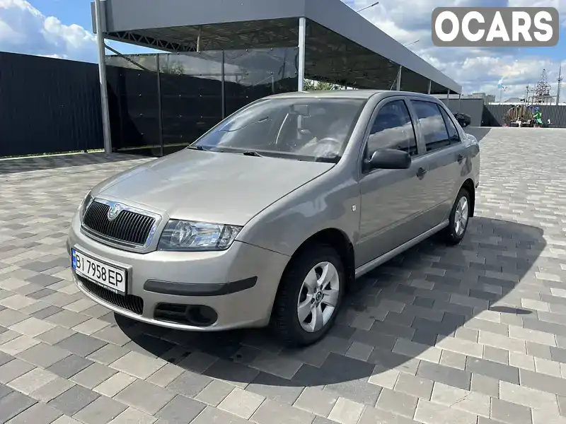 Седан Skoda Fabia 2006 1.2 л. Ручна / Механіка обл. Полтавська, Гадяч - Фото 1/18