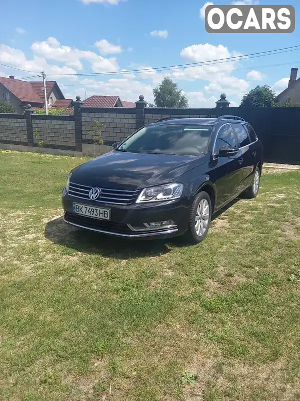 Универсал Volkswagen Passat 2013 2 л. Автомат обл. Ровенская, Березно - Фото 1/8