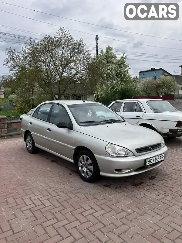 Седан Kia Rio 2002 1.3 л. Ручна / Механіка обл. Рівненська, Рівне - Фото 1/10