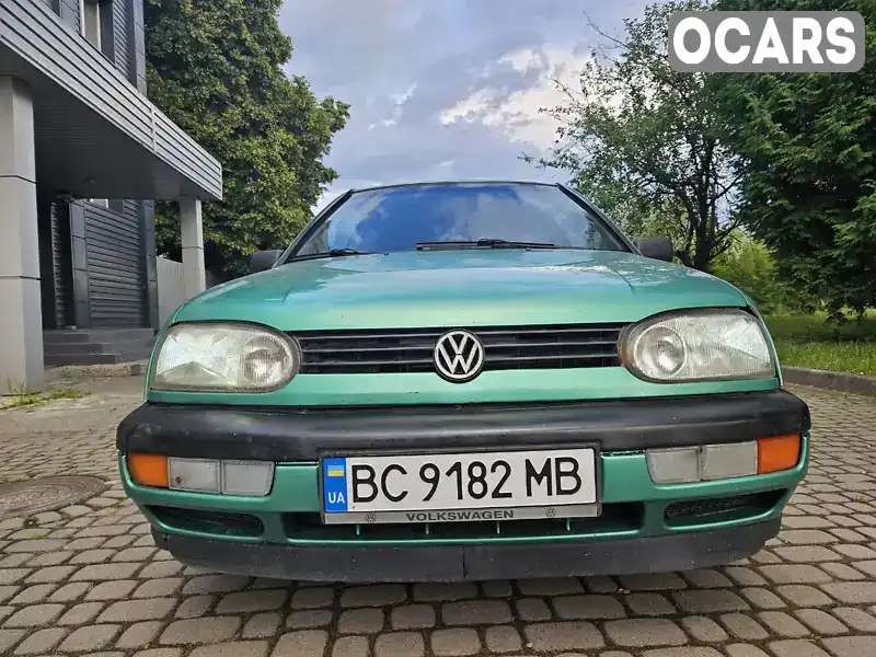 Хэтчбек Volkswagen Golf 1995 1.6 л. Ручная / Механика обл. Львовская, Львов - Фото 1/6