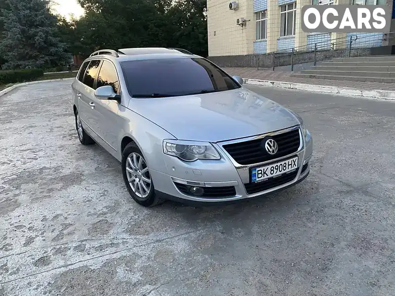 Універсал Volkswagen Passat 2008 1.8 л. Ручна / Механіка обл. Миколаївська, Вознесенськ - Фото 1/14