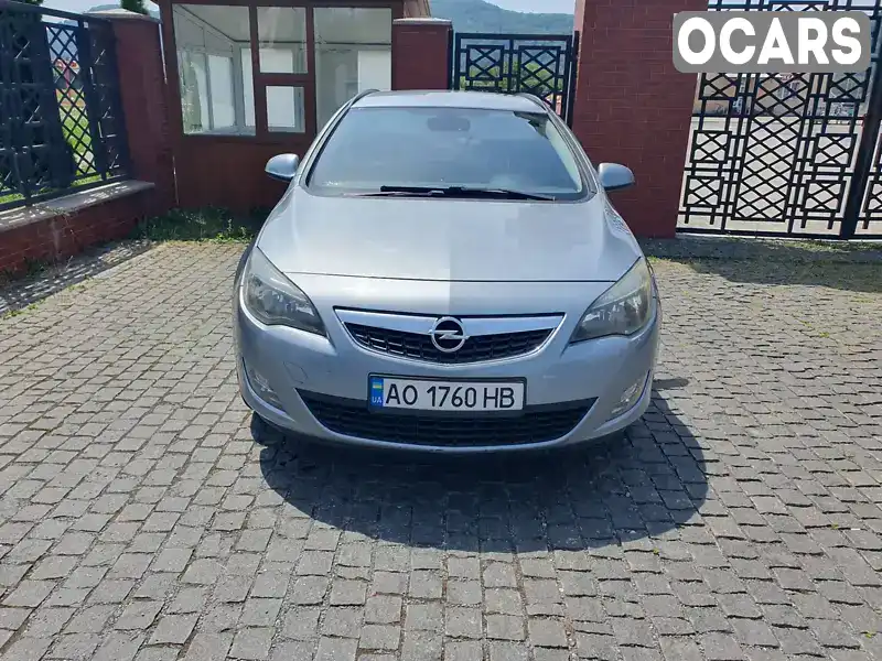 Універсал Opel Astra 2011 1.69 л. Ручна / Механіка обл. Закарпатська, Хуст - Фото 1/11