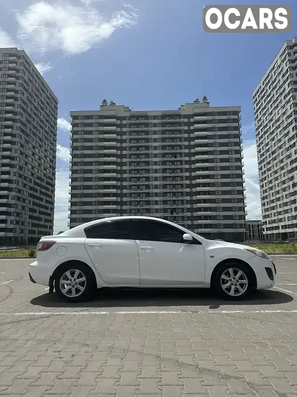 Седан Mazda 3 2010 1.6 л. Автомат обл. Киевская, Киев - Фото 1/9