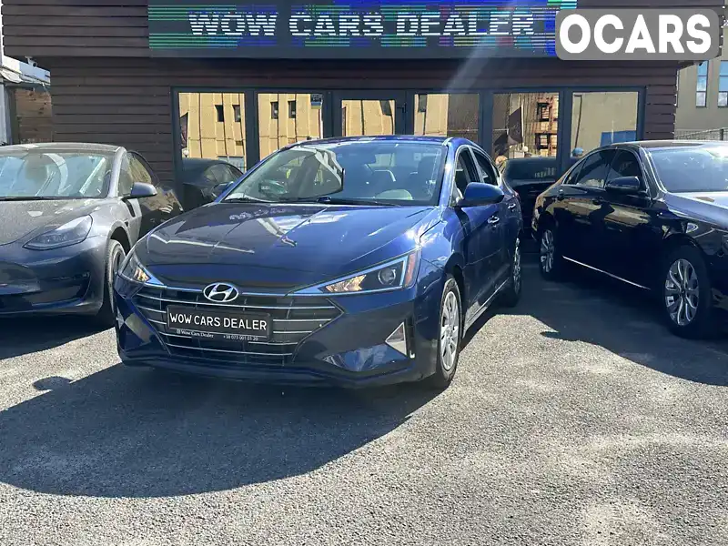 Седан Hyundai Elantra 2019 2 л. Автомат обл. Київська, Київ - Фото 1/20