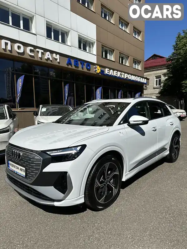 Внедорожник / Кроссовер Audi Q4 e-tron 2024 null_content л. обл. Киевская, Киев - Фото 1/10