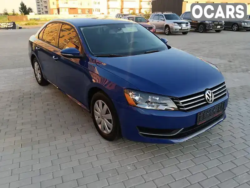 Седан Volkswagen Passat 2012 2.5 л. Автомат обл. Киевская, Софиевская Борщаговка - Фото 1/11