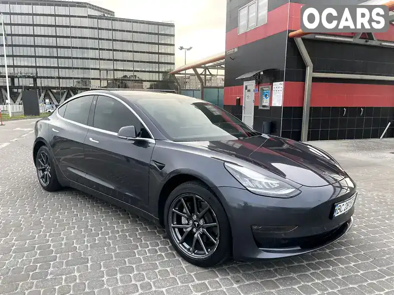 Седан Tesla Model 3 2018 null_content л. Автомат обл. Львівська, Львів - Фото 1/14