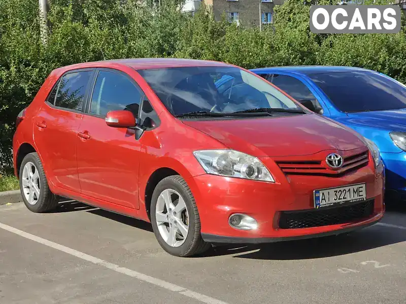 Хэтчбек Toyota Auris 2012 1.6 л. Автомат обл. Киевская, Киев - Фото 1/21