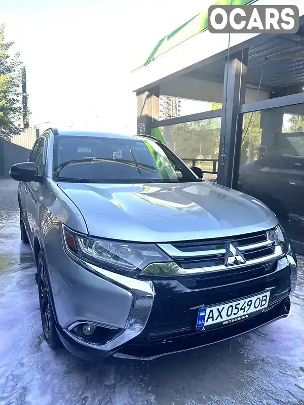 Внедорожник / Кроссовер Mitsubishi Outlander 2018 2.36 л. Автомат обл. Харьковская, Харьков - Фото 1/13