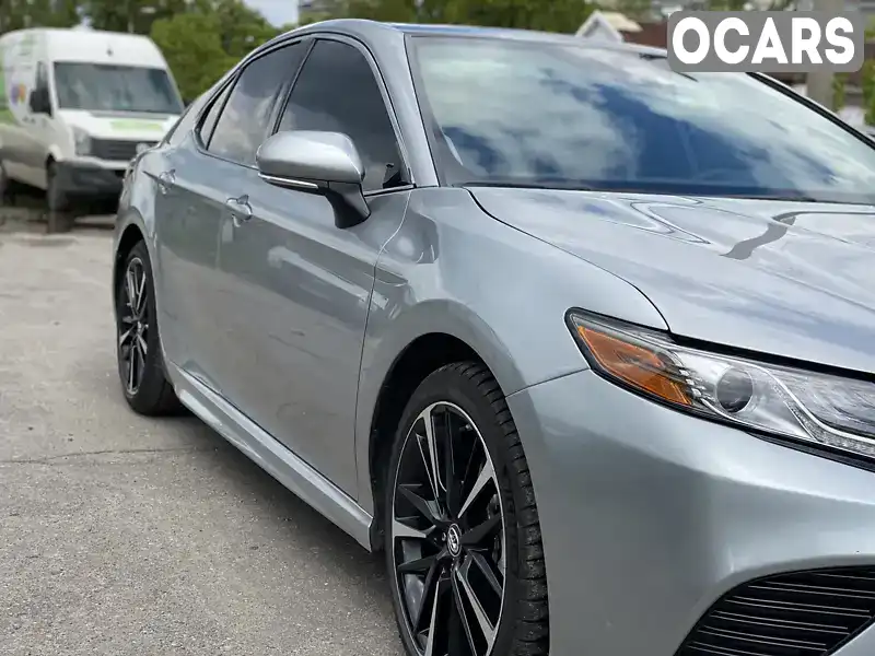 Седан Toyota Camry 2018 2.5 л. Автомат обл. Киевская, Бровары - Фото 1/21