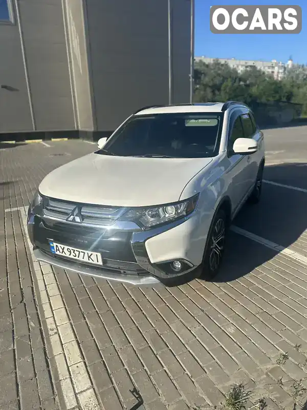 Внедорожник / Кроссовер Mitsubishi Outlander 2015 2.36 л. Автомат обл. Днепропетровская, Днепр (Днепропетровск) - Фото 1/21