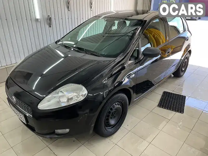 Хетчбек Fiat Grande Punto 2007 1.4 л. Ручна / Механіка обл. Київська, Київ - Фото 1/21