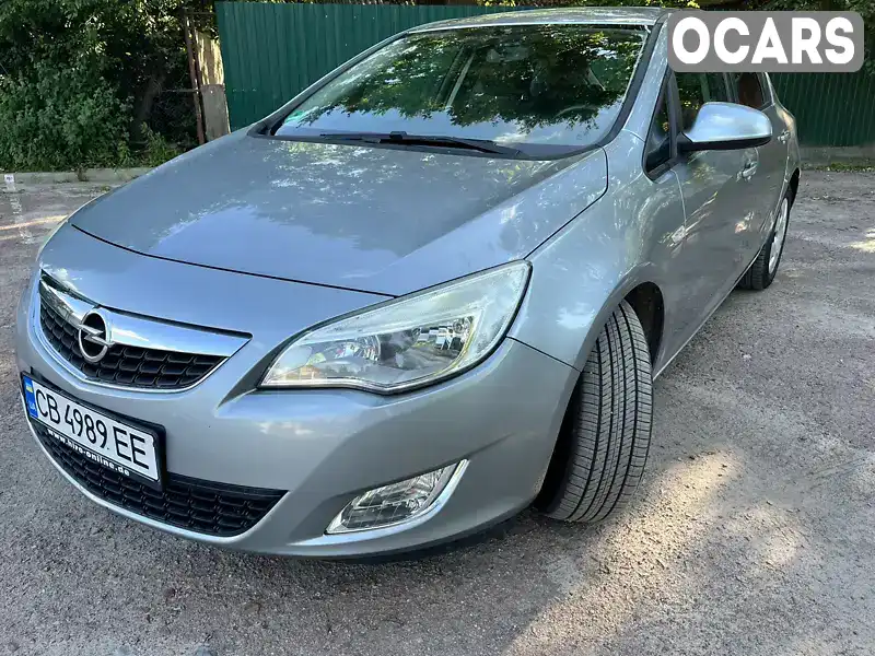 Хэтчбек Opel Astra 2010 1.6 л. Ручная / Механика обл. Черниговская, Чернигов - Фото 1/10