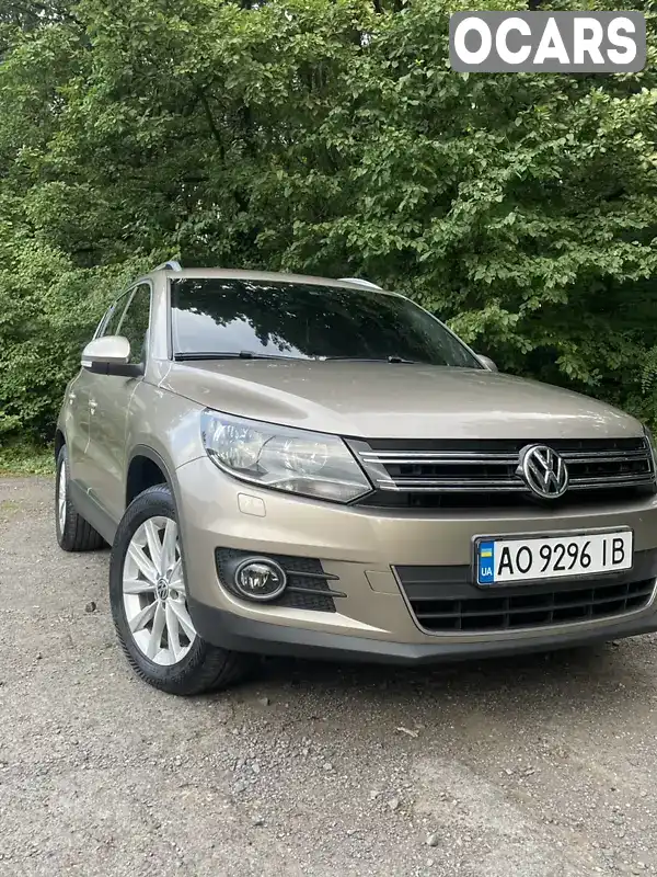 Позашляховик / Кросовер Volkswagen Tiguan 2011 1.39 л. Ручна / Механіка обл. Закарпатська, Мукачево - Фото 1/21