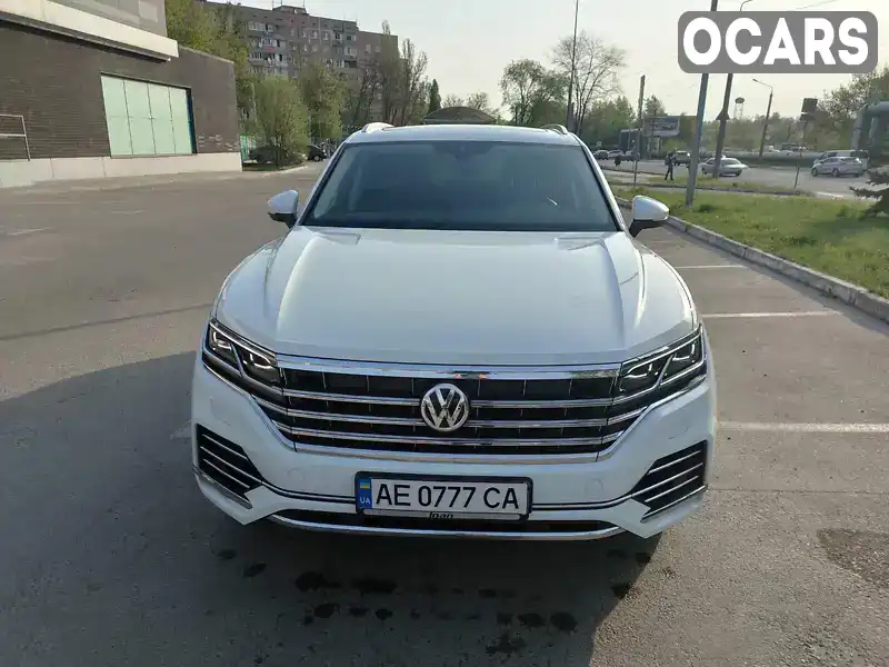 Позашляховик / Кросовер Volkswagen Touareg 2019 3 л. Автомат обл. Дніпропетровська, Дніпро (Дніпропетровськ) - Фото 1/19