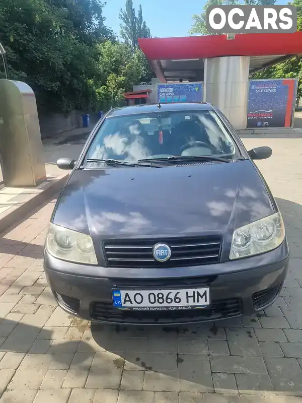 Хэтчбек Fiat Punto 2004 null_content л. Ручная / Механика обл. Закарпатская, Ужгород - Фото 1/19