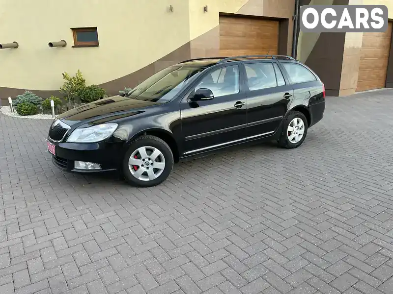 Универсал Skoda Octavia 2012 1.99 л. Ручная / Механика обл. Закарпатская, Виноградов - Фото 1/21