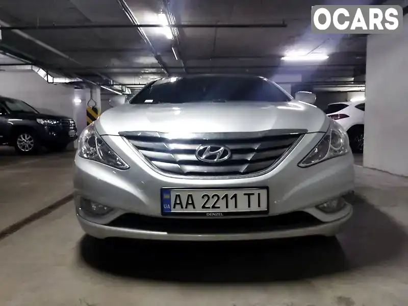 Седан Hyundai Sonata 2012 2.36 л. Автомат обл. Київська, Київ - Фото 1/11