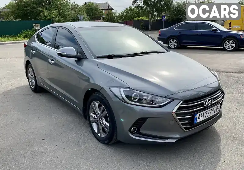 Седан Hyundai Elantra 2018 2 л. Типтроник обл. Киевская, Киев - Фото 1/17