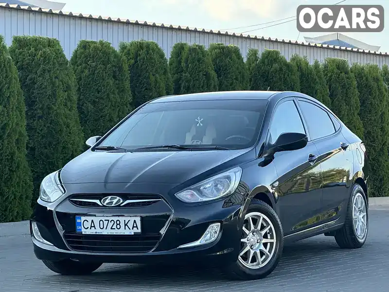 Седан Hyundai Accent 2011 1.4 л. Автомат обл. Черкасская, Смела - Фото 1/21