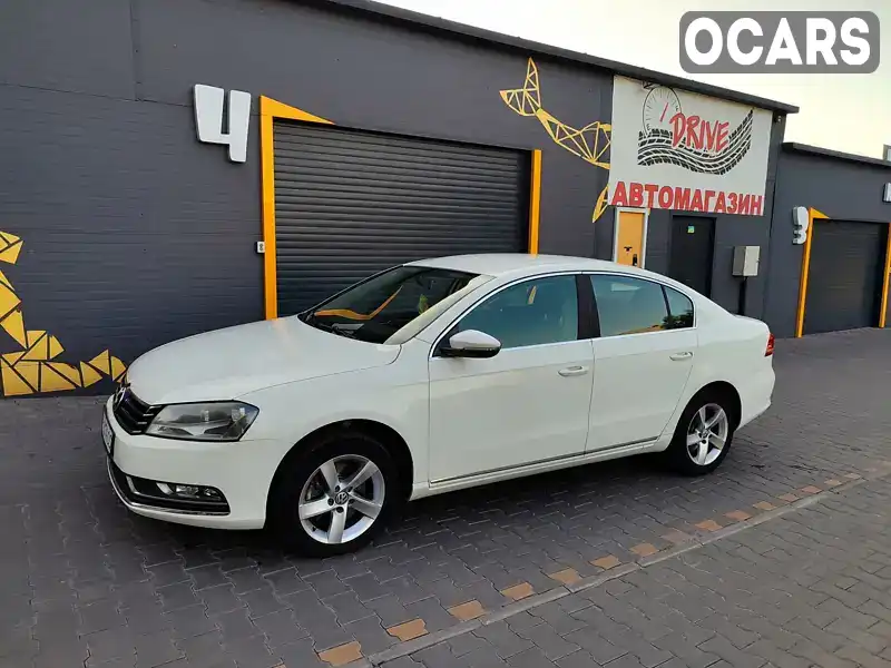 Седан Volkswagen Passat 2012 1.8 л. Автомат обл. Донецкая, Славянск - Фото 1/21